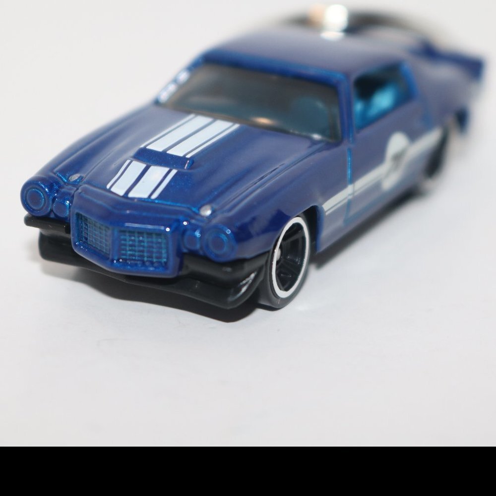 Hot Wheels Then & Now Camaro 8/10 CUSTOM keychain